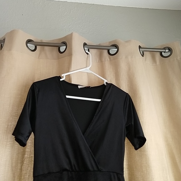 Zara - Picture 2 of 2